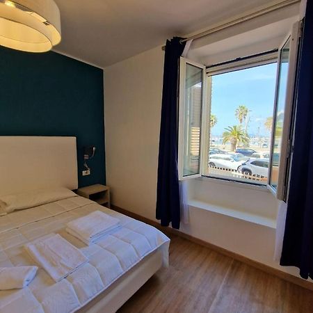 Butterfly Accommodation Альгеро Экстерьер фото