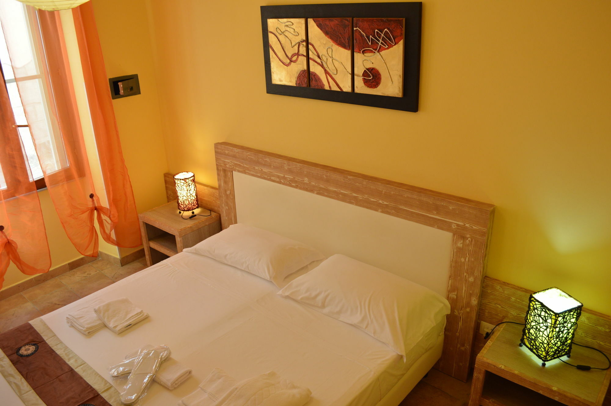 Butterfly Accommodation Альгеро Экстерьер фото